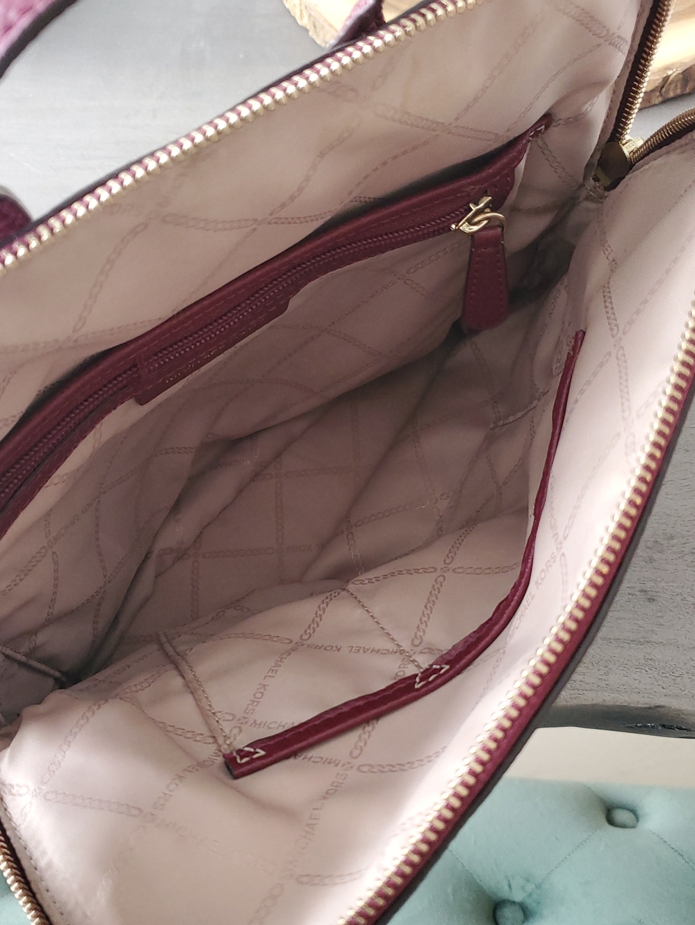 Michael Kors- NWOT Burgandy Backpack, Flawless Condition - Picture 7 of 7